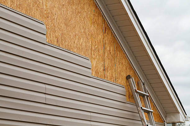 24/7 Emergency Storm Damage Siding Repair experts in Sunset, SC